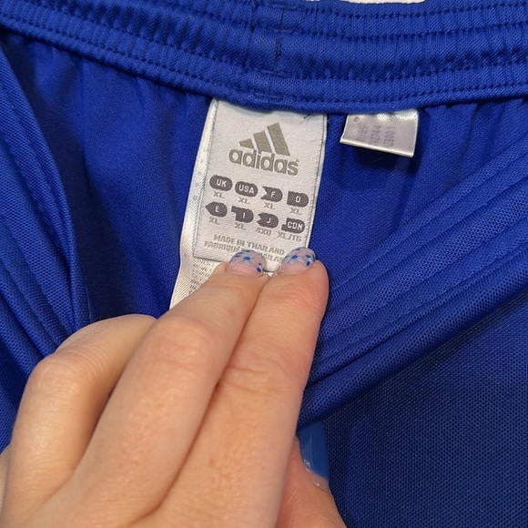 Adidas Blue Basketball short size XL women’s - Picture 4 of 4